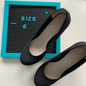 Pegabo Wedge shoe size 6